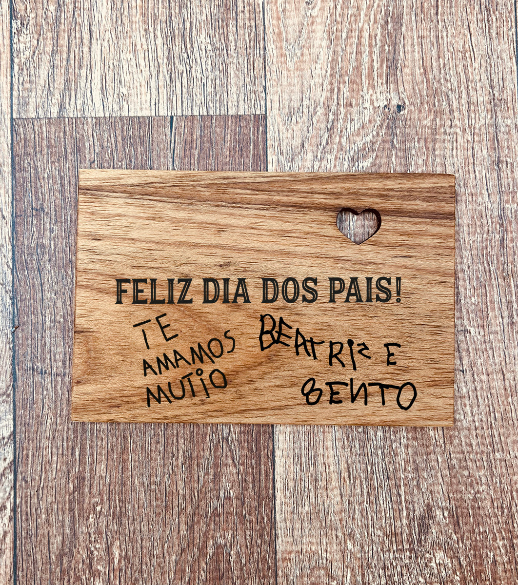 Cartão Postal em madeira personalizado