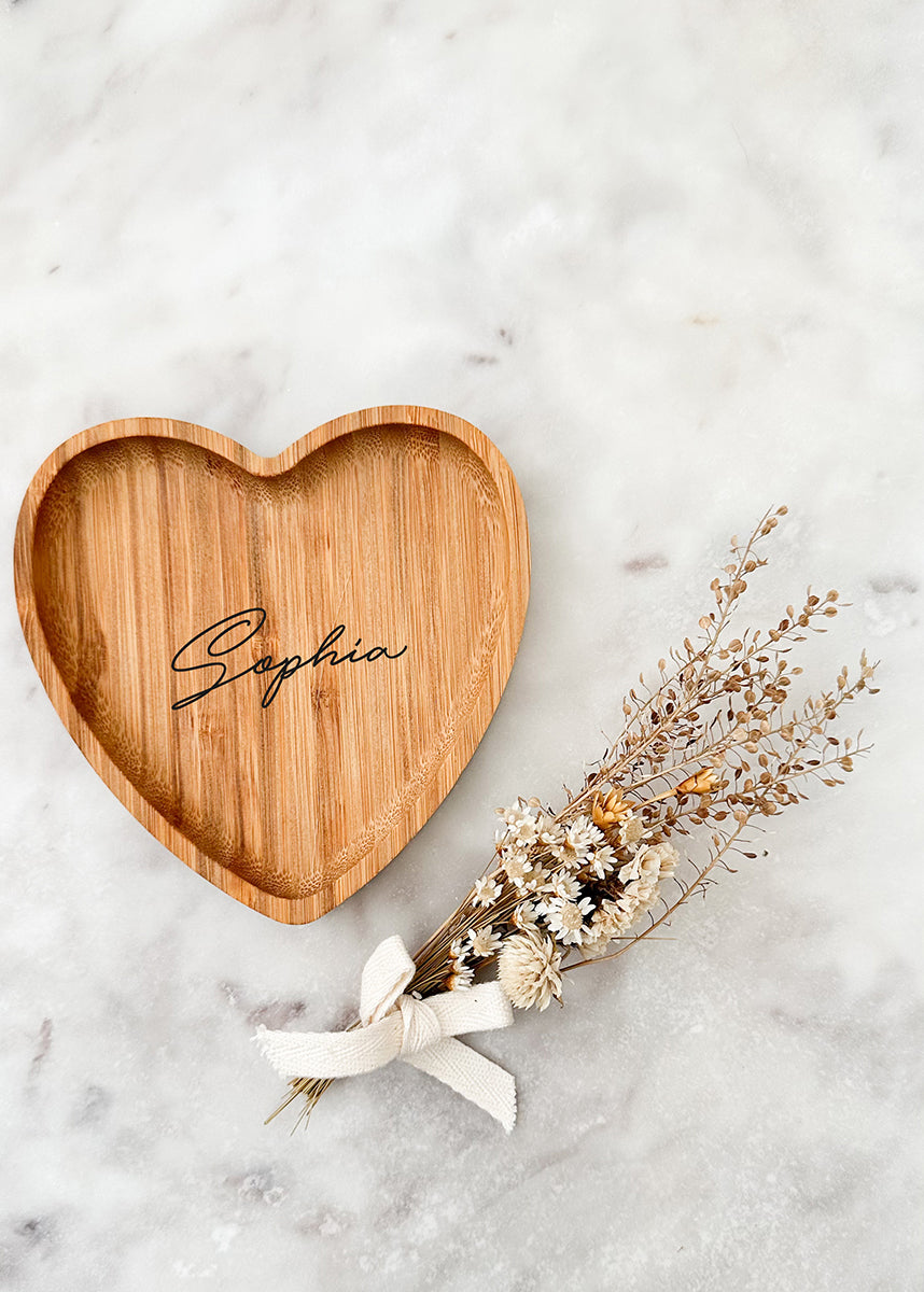 Prato coração de bambu 17cm personalizado