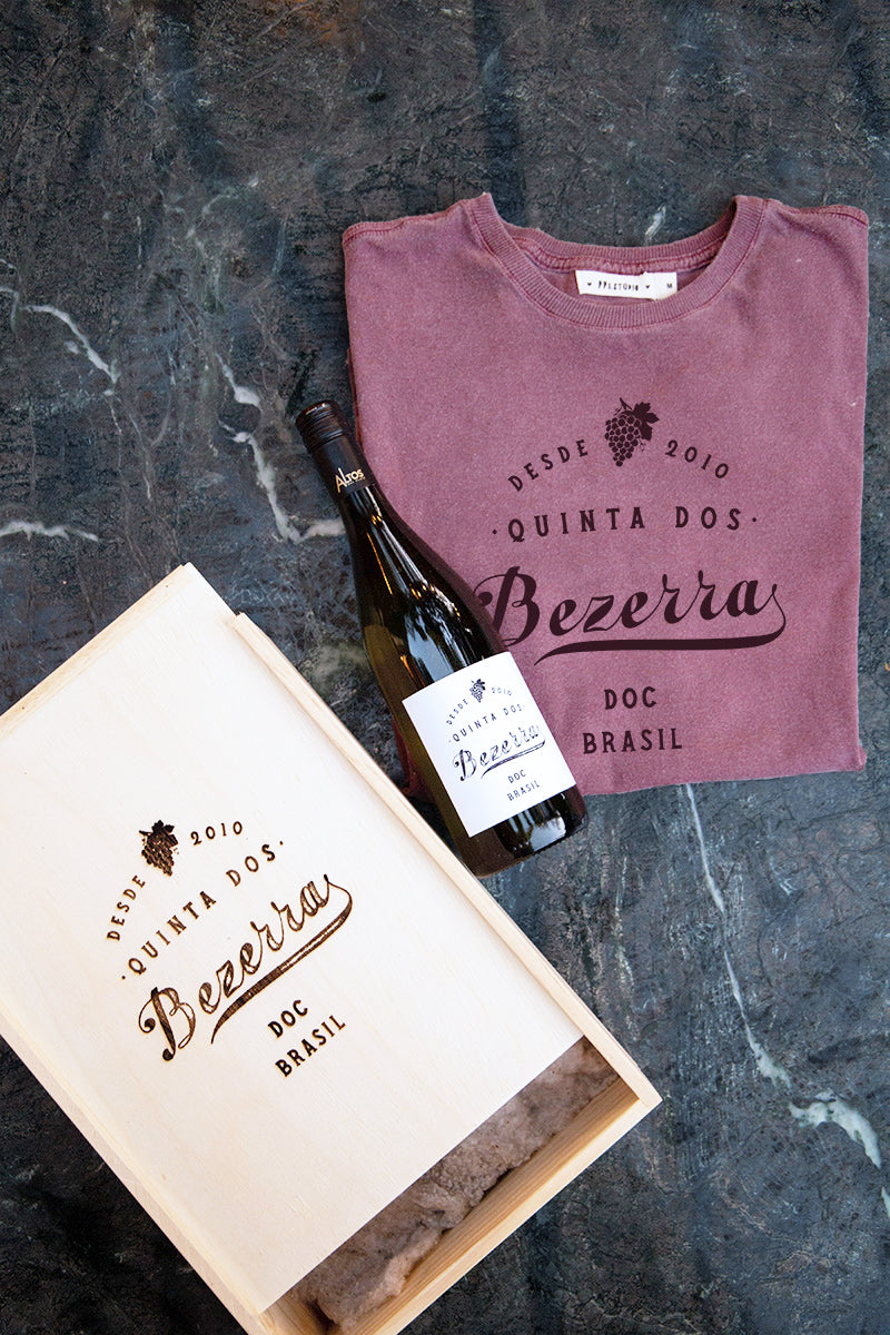 Camiseta - Vinho