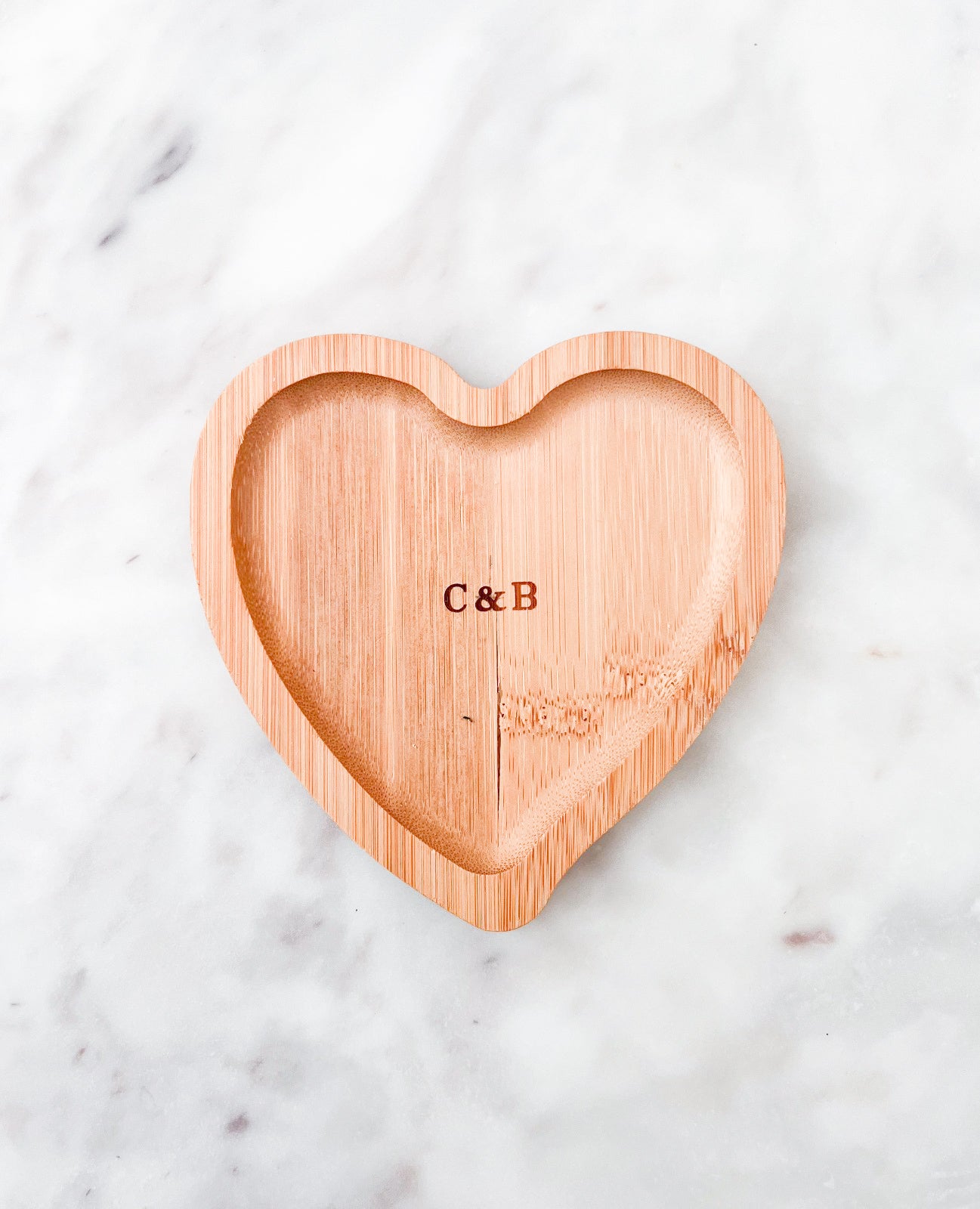 Prato coração de bambu 12cm personalizado